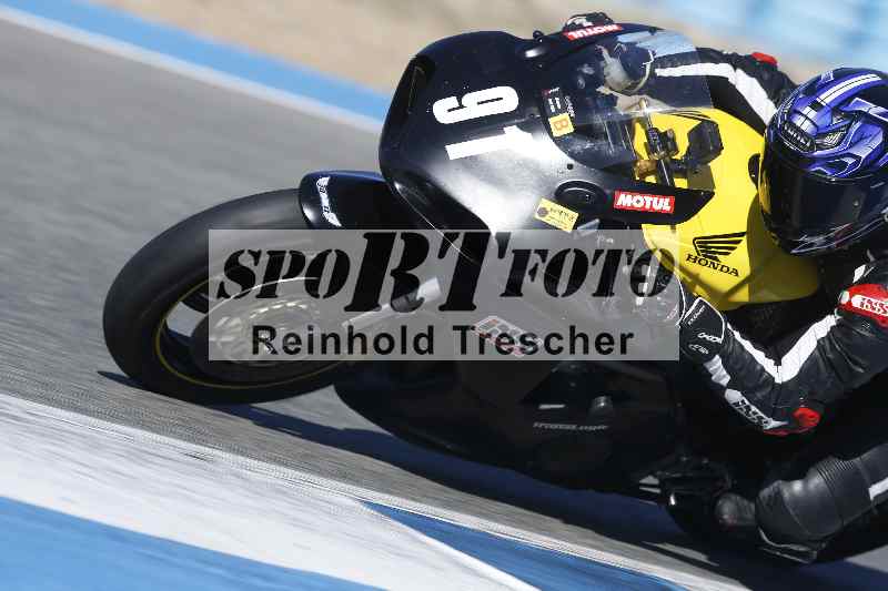 /Archiv-2024/02 29.01.-02.02.2024 Moto Center Thun Jerez/Gruppe schwarz-black/91